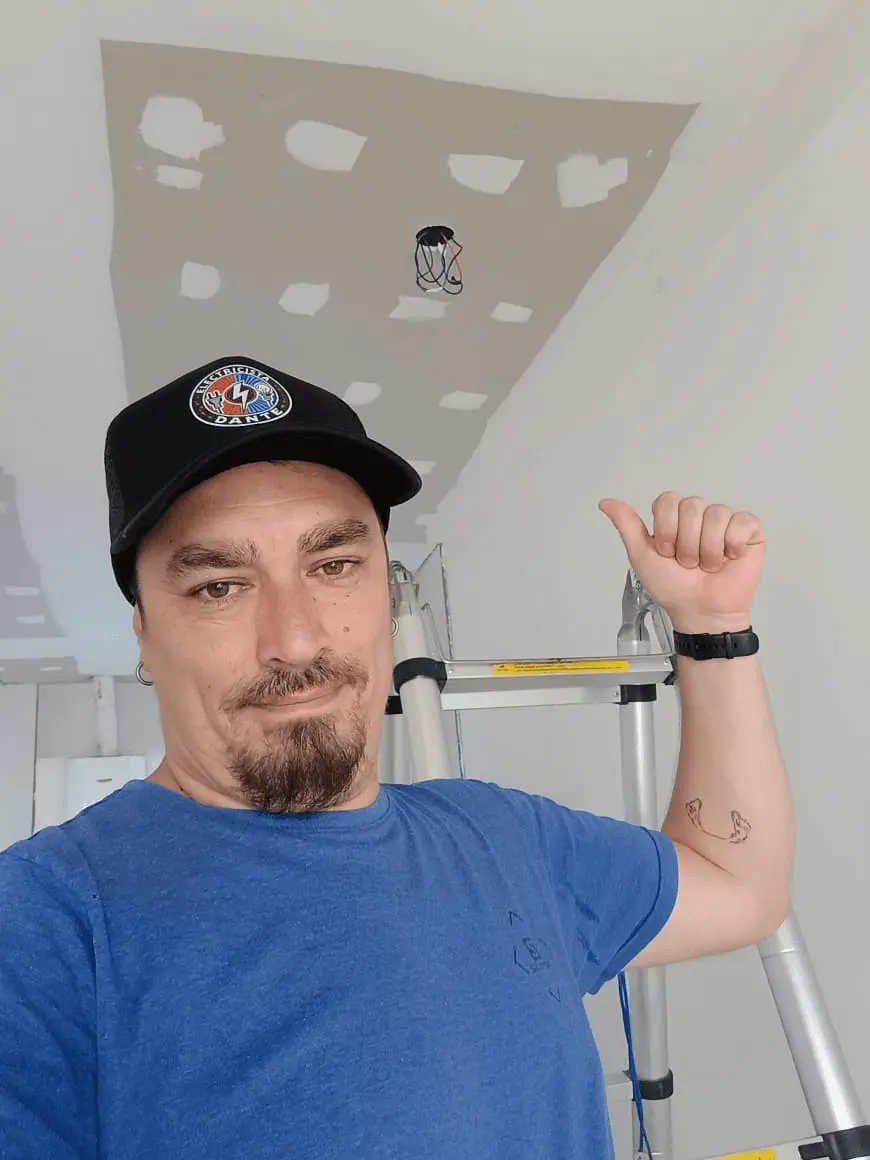 imagen webp que describe a electricista Dante en Quilmes